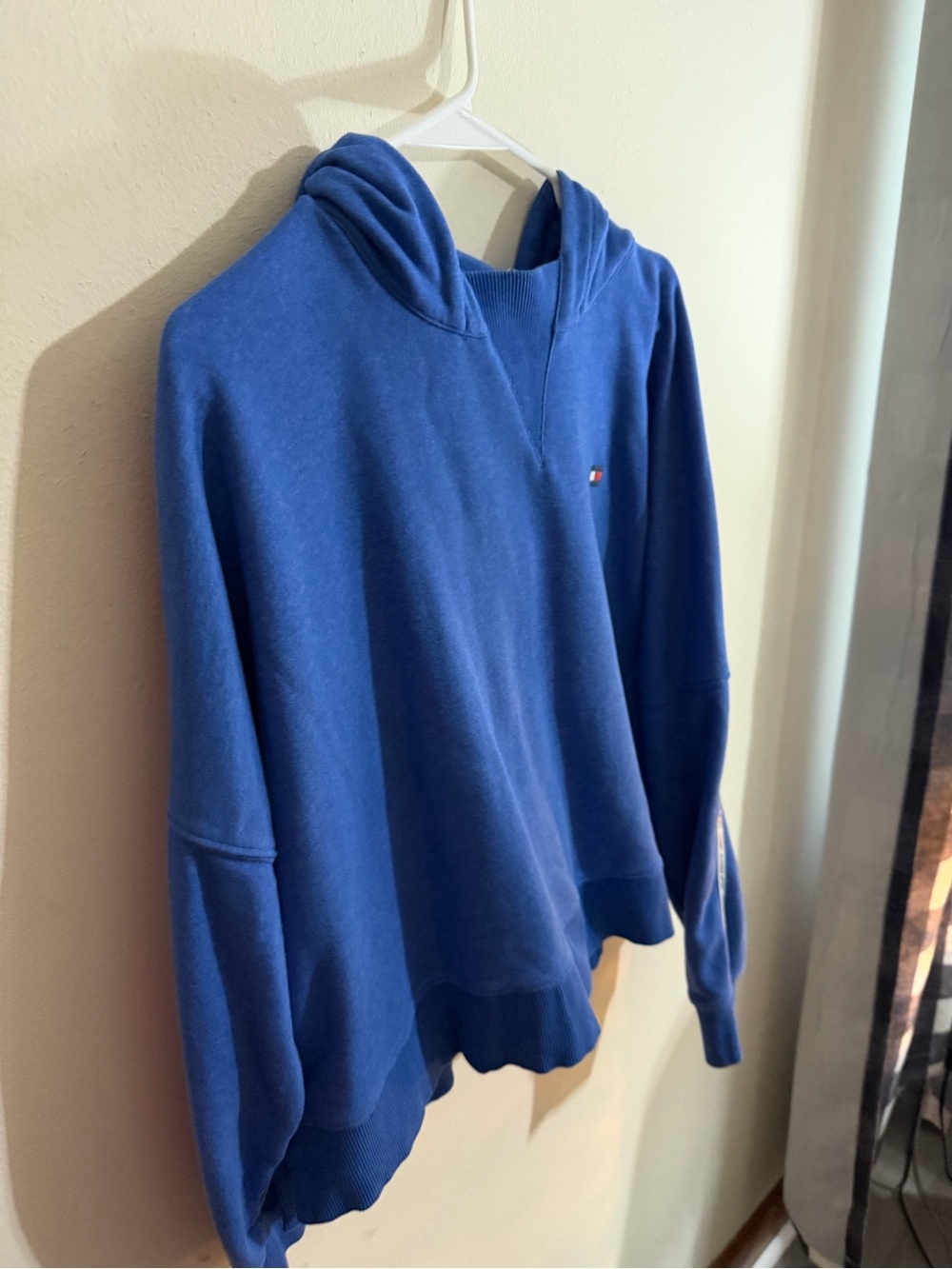 NWOT Tommy Hilfiger Size XL Blue Hooded Pullover Sweatshirt